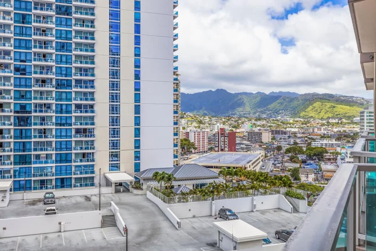 With Partial Ocean View & Balcony Unit 1901 Holiday home *