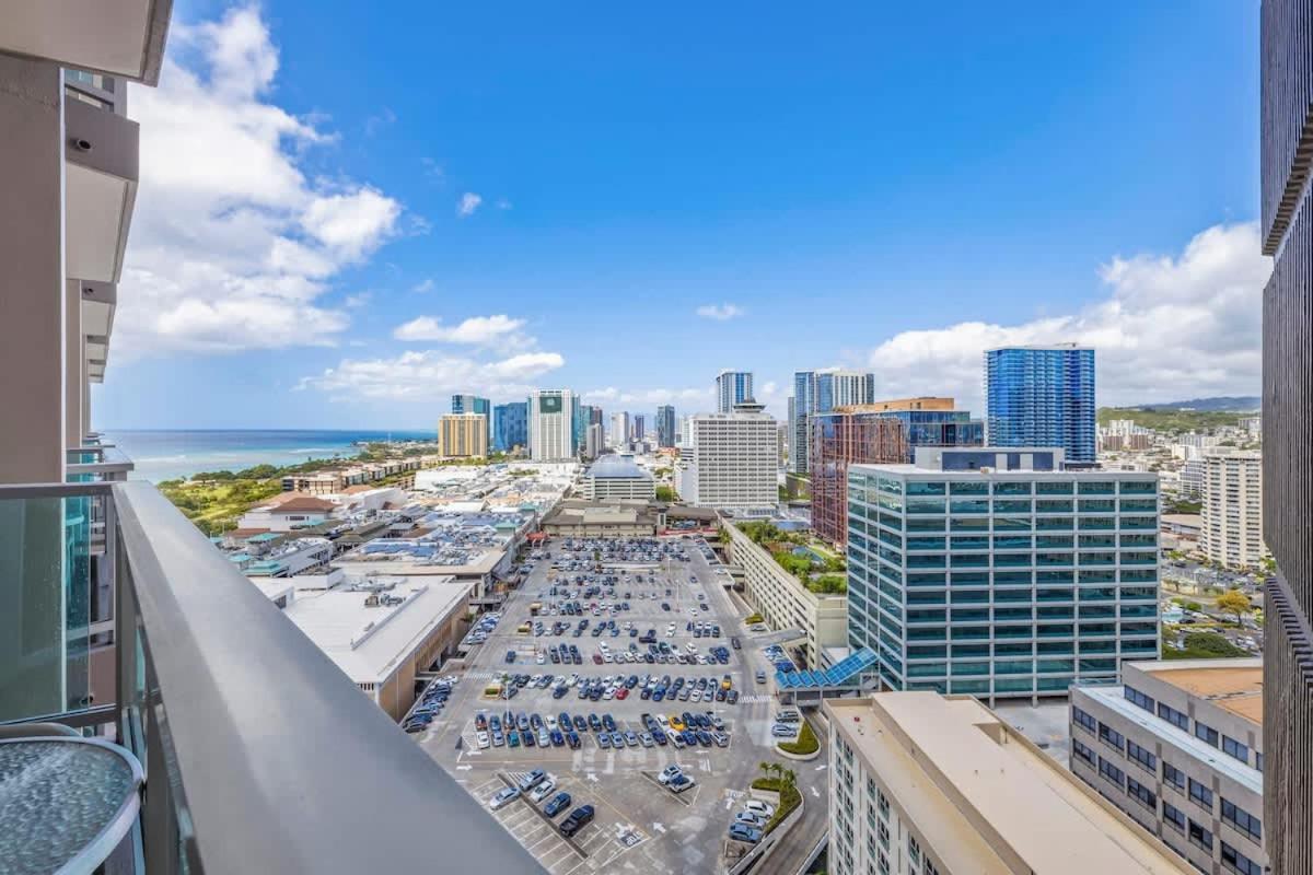 Holiday home With Partial Ocean View & Balcony Unit 1901 *