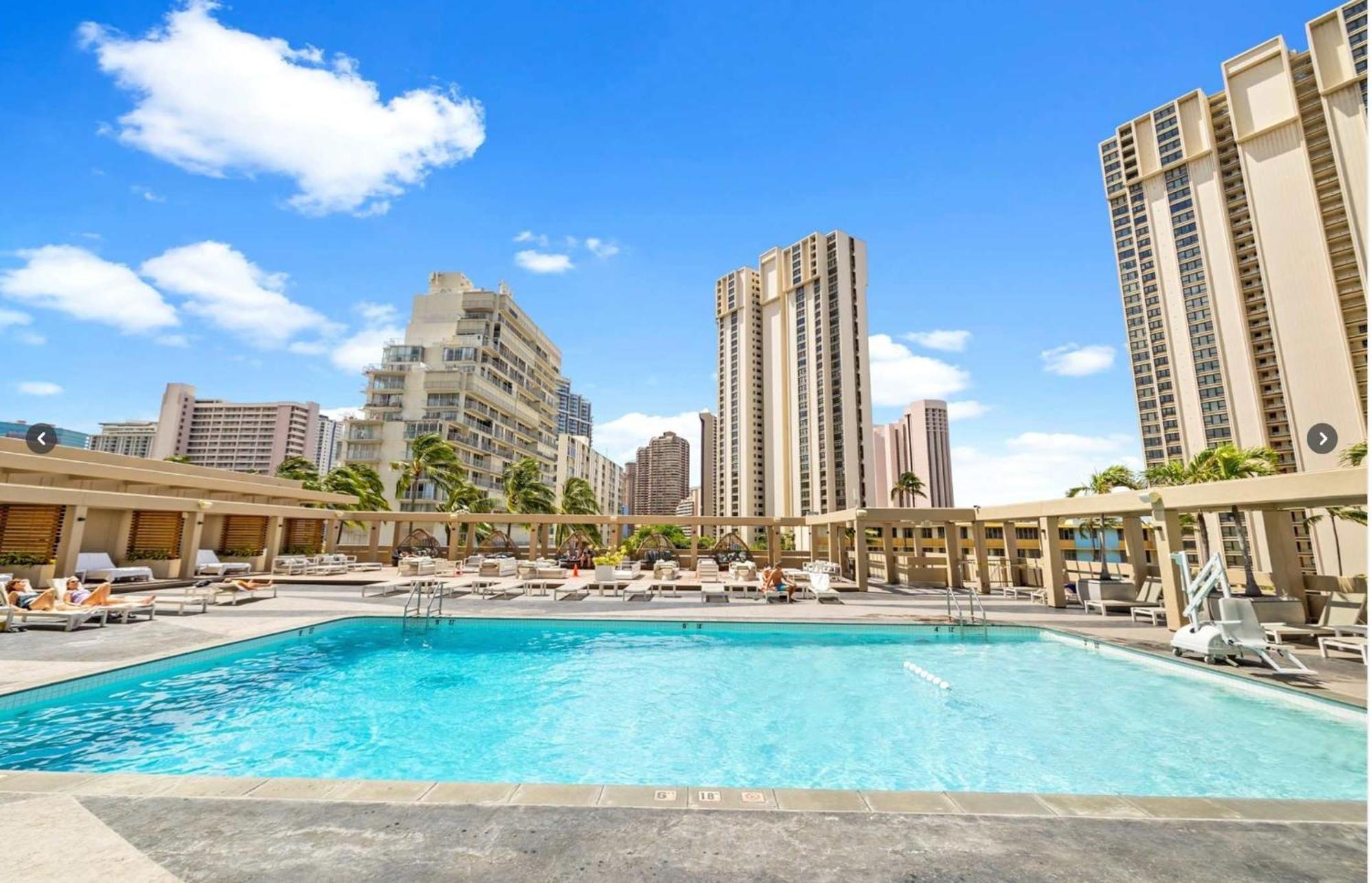 With Partial Ocean View & Balcony Unit 1901 * Honolulu